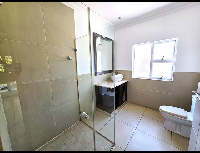 5 BEDROOM GOLF ESTATE FOR SALE IN BLUE VALLEY GOLF ESTATE